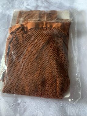 Capezio Women’s Fishnet Brown Tights, size XL. Made in Italy